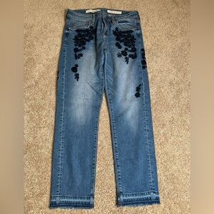 Pilcro Slim Boyfriend Floral Embroidered‎ Jeans